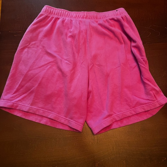 North face pink shorts - Picture 3 of 3